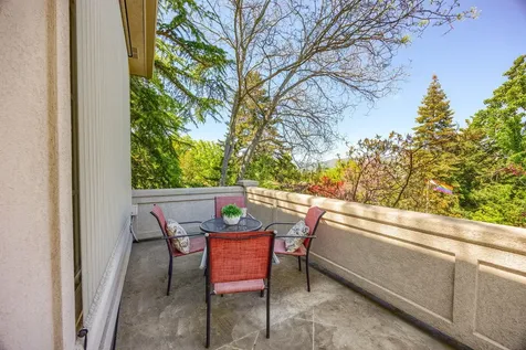575 Auburn Street Ashland OR 97520