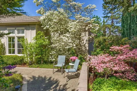 575 Auburn Street Ashland OR 97520