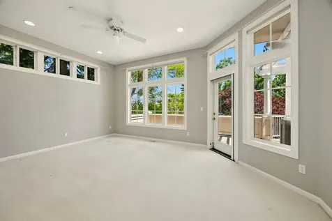 575 Auburn Street Ashland OR 97520