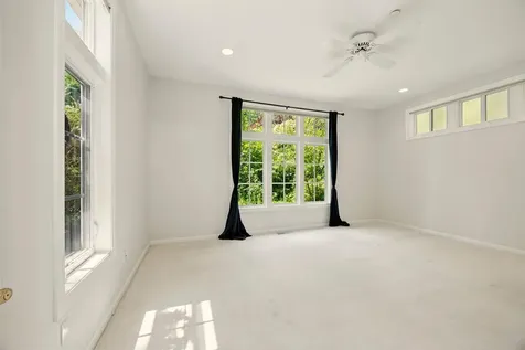 575 Auburn Street Ashland OR 97520