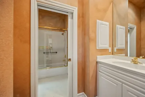 575 Auburn Street Ashland OR 97520