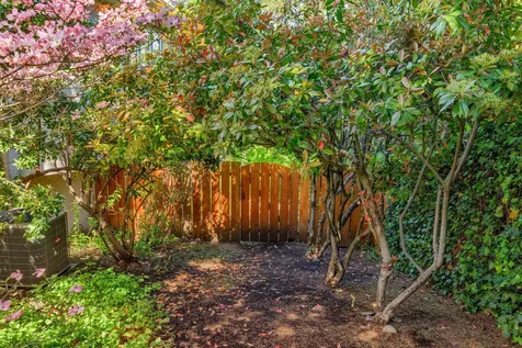 575 Auburn Street Ashland OR 97520