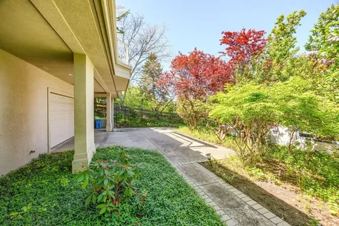 575 Auburn Street Ashland OR 97520