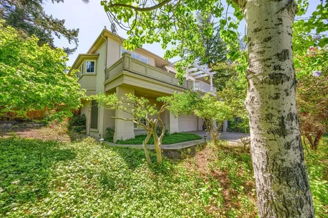 575 Auburn Street Ashland OR 97520
