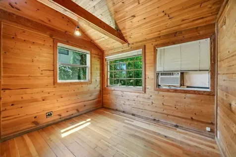 575 Auburn Street Ashland OR 97520