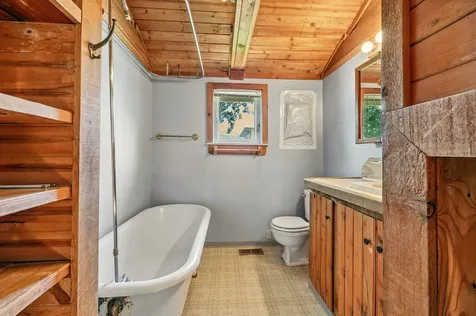 575 Auburn Street Ashland OR 97520