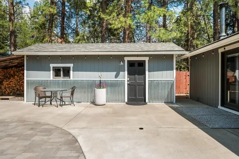19096 Baker Road Bend OR 97702