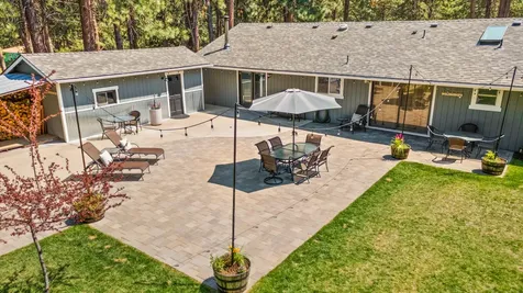 19096 Baker Road Bend OR 97702