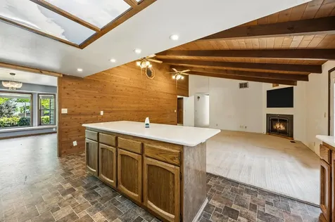 1236 La Loma Drive Medford OR 97504