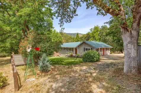 1472 Sardine Creek Road Gold Hill OR 97525