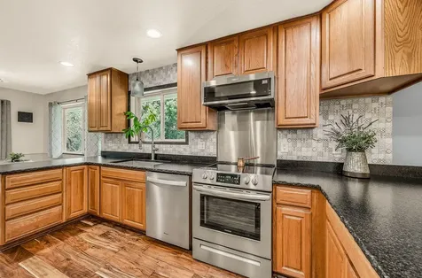 1472 Sardine Creek Road Gold Hill OR 97525