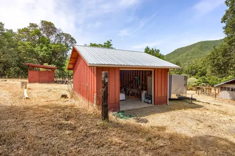 1472 Sardine Creek Road Gold Hill OR 97525
