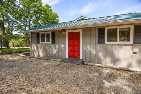 1472 Sardine Creek Road Gold Hill OR 97525
