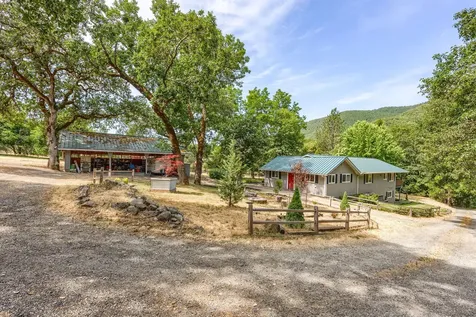 1472 Sardine Creek Road Gold Hill OR 97525