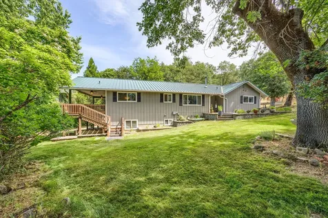 1472 Sardine Creek Road Gold Hill OR 97525