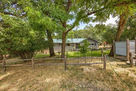 1472 Sardine Creek Road Gold Hill OR 97525