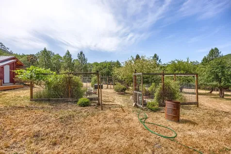 1472 Sardine Creek Road Gold Hill OR 97525