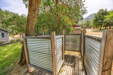 1472 Sardine Creek Road Gold Hill OR 97525