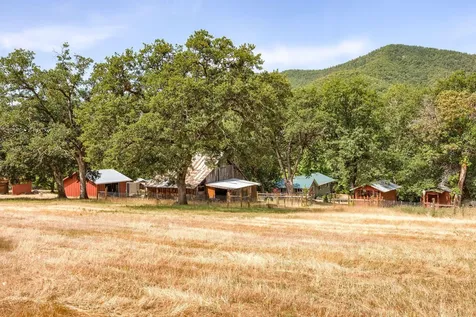 1472 Sardine Creek Road Gold Hill OR 97525
