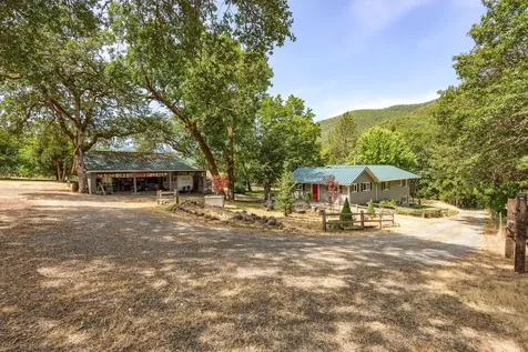1472 Sardine Creek Road Gold Hill OR 97525