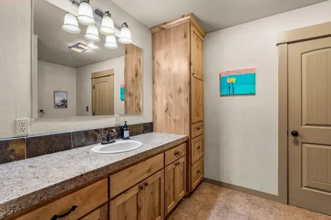 6150 S Crooked River Highway Prineville OR 97754