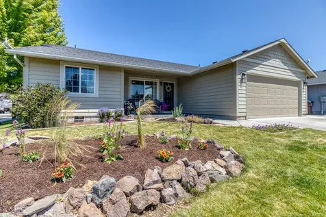 723 NE Black Bear Street Prineville OR 97754