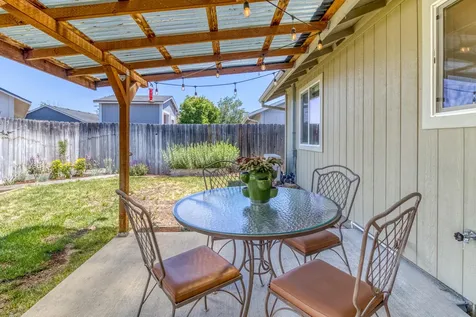 723 NE Black Bear Street Prineville OR 97754