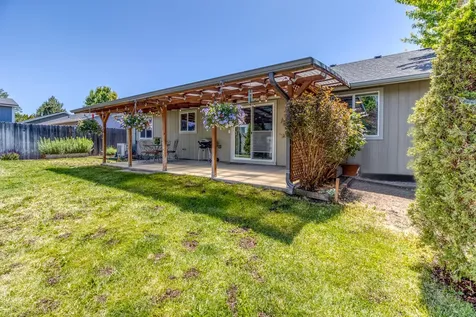 723 NE Black Bear Street Prineville OR 97754