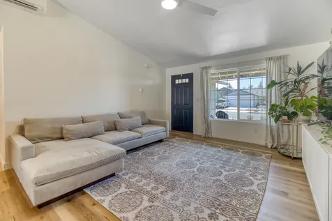 723 NE Black Bear Street Prineville OR 97754