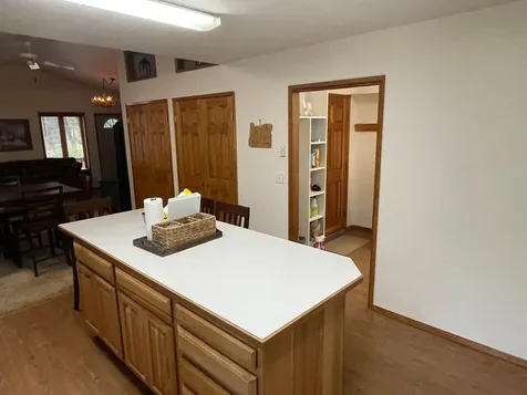 27062 Forest Park Lane Klamath Falls OR 97601