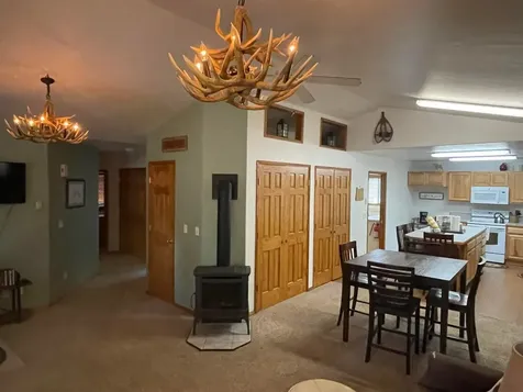 27062 Forest Park Lane Klamath Falls OR 97601
