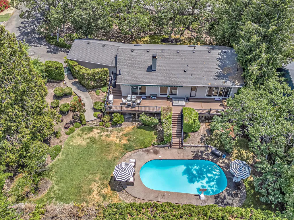 250 Yale Drive Medford OR 97504