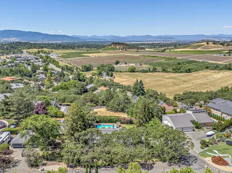 250 Yale Drive Medford OR 97504