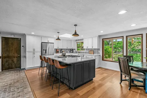 250 Yale Drive Medford OR 97504