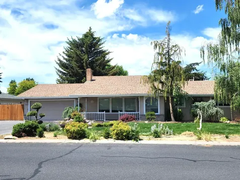 3634 La Marada Way Klamath Falls OR 97603