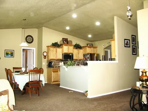 1930 NW Quince Tree Court Redmond OR 97756