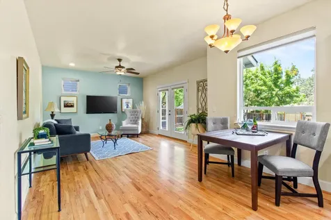 1775 Summer Place Talent OR 97540