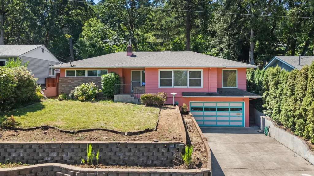 2120 W 23rd Avenue Eugene OR 97405