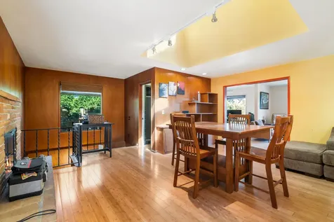 2120 W 23rd Avenue Eugene OR 97405