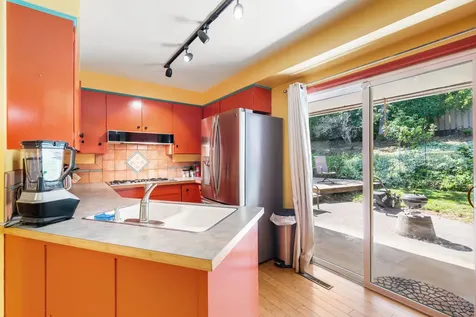 2120 W 23rd Avenue Eugene OR 97405