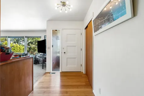 2120 W 23rd Avenue Eugene OR 97405