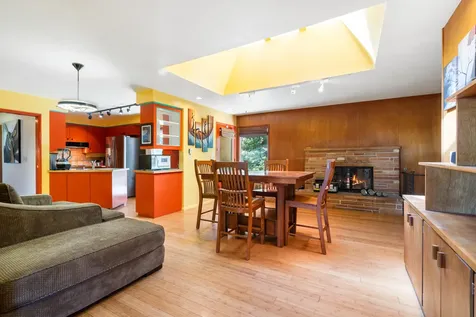 2120 W 23rd Avenue Eugene OR 97405