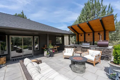 2296 Condor Drive Redmond OR 97756
