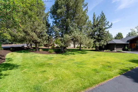 2296 Condor Drive Redmond OR 97756