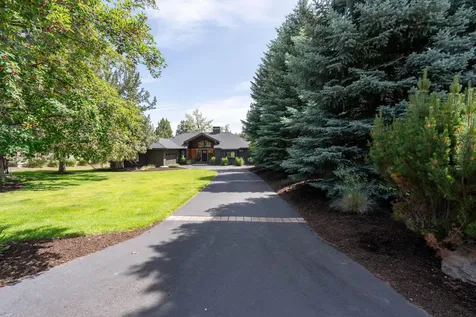 2296 Condor Drive Redmond OR 97756