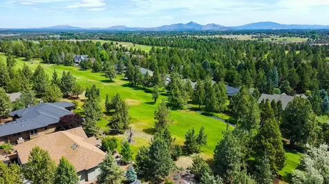 2296 Condor Drive Redmond OR 97756