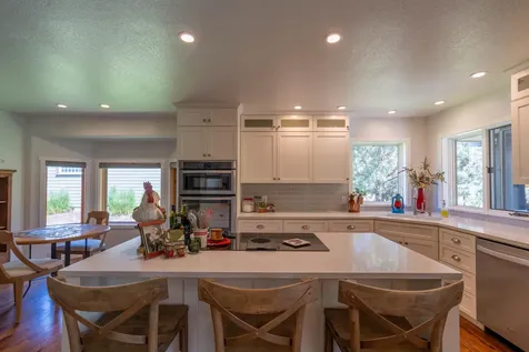 2296 Condor Drive Redmond OR 97756