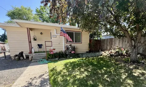 291 SE 7th Street Madras OR 97741