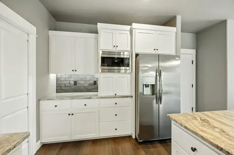 426 Frontier Court Medford OR 97504