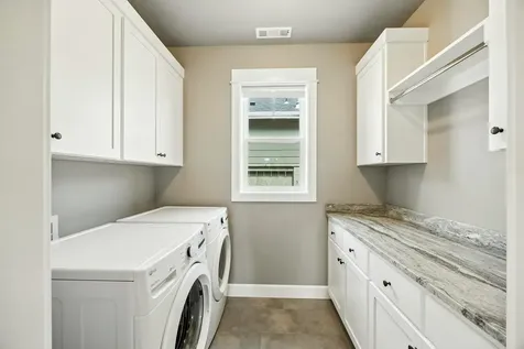 426 Frontier Court Medford OR 97504